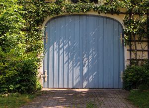 garage-355358_960_720